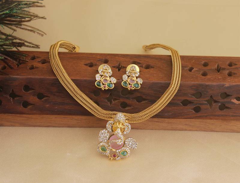 Matte finish ganesha necklace set