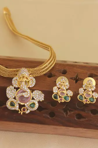 Matte finish ganesha necklace set