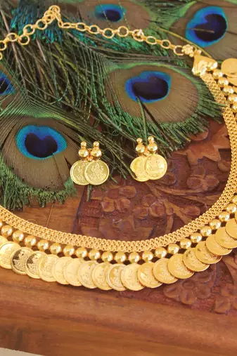 Kerala style kasu gold plated necklace set