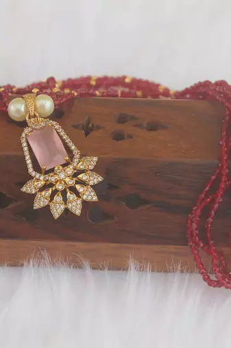 Gold plated handmade beads pendant necklace