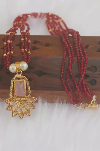 Gold plated handmade beads pendant necklace