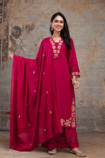 Aaysa floral embroidered pink v-neck pure cotton a-line kurta with trouser & dupatta