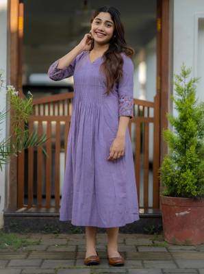 Aaysa floral embroidered blue v-neck  cotton anarkali kurti 2