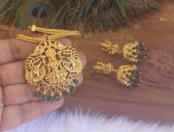 Matte finish temple peacock  necklace set 3