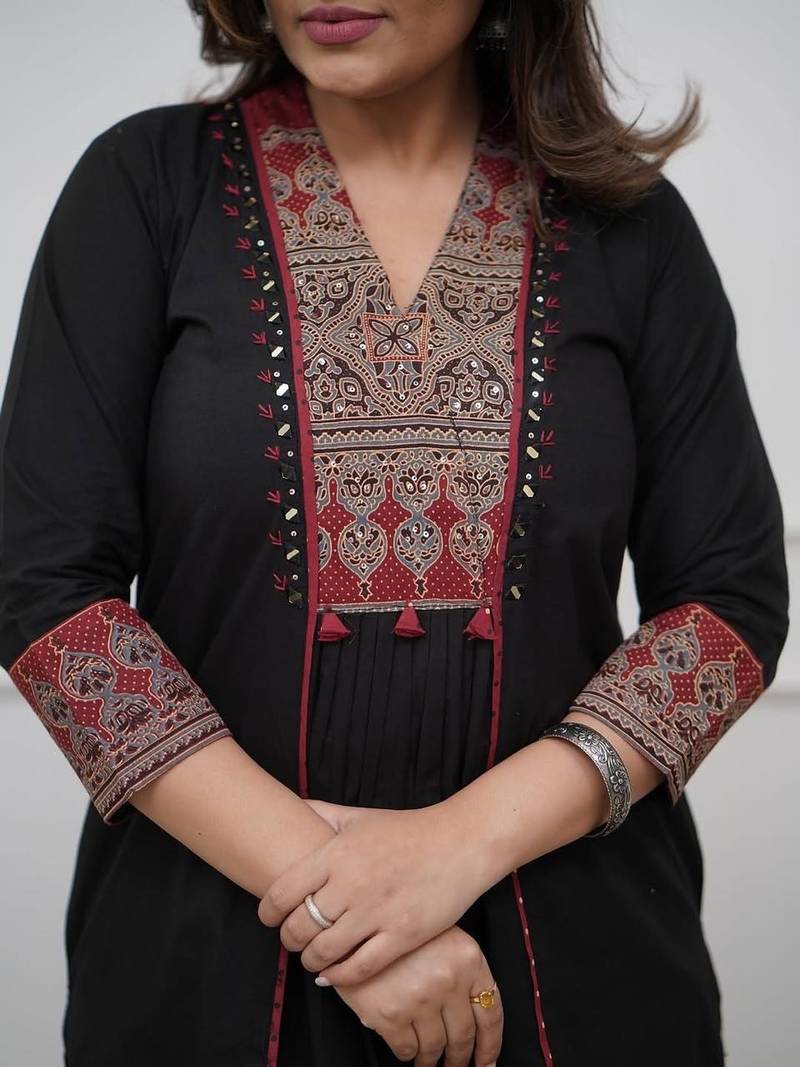 Aaysa floral embroidered black v-neck pure cotton a-line kurta with trouser & dupatta