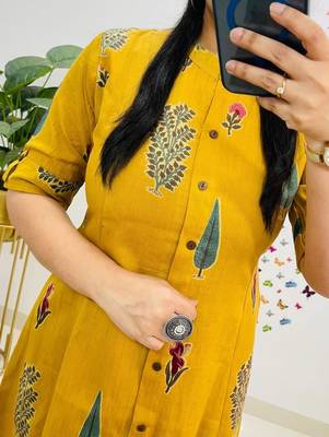 floral printed yellow round neck  cotton a-line kurta with trouser 3