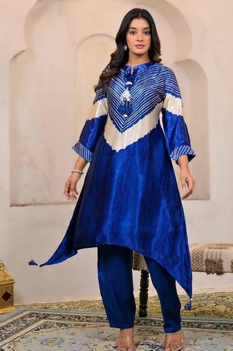 floral printed blue round neck muslin a-line kurta with trouser