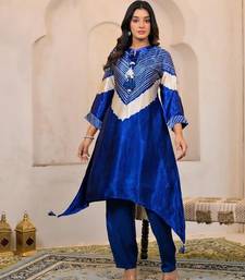 Aaysa floral printed blue round neck muslin a-line kurta with trouser