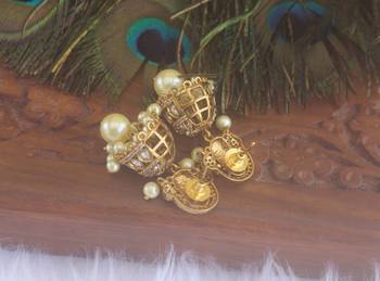 Matte finish kerala style jumka earrings 4