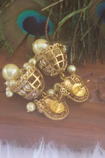 Matte finish kerala style jumka earrings