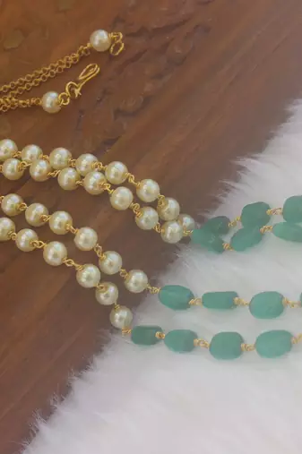 Handmade pearl beads necklace