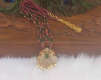 Peacock handmade beads necklace 1