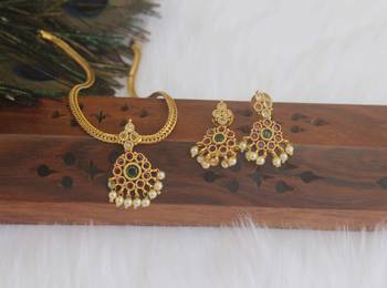 Matte finish kempu necklace set 2