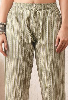 Women printed rayon occasional green straight kurta pant dupatta set 4