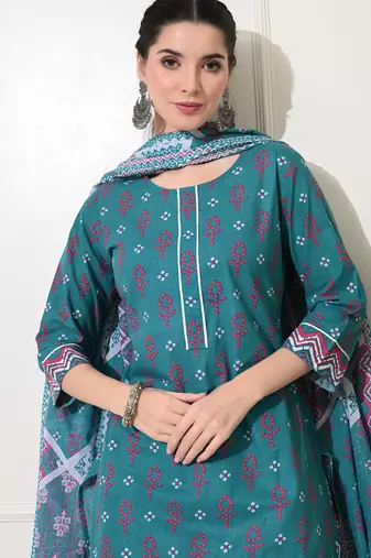 Women printed pure cotton occasional ramagreen straight kurta pant dupatta set