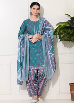 Women printed pure cotton occasional ramagreen straight kurta pant dupatta set 4