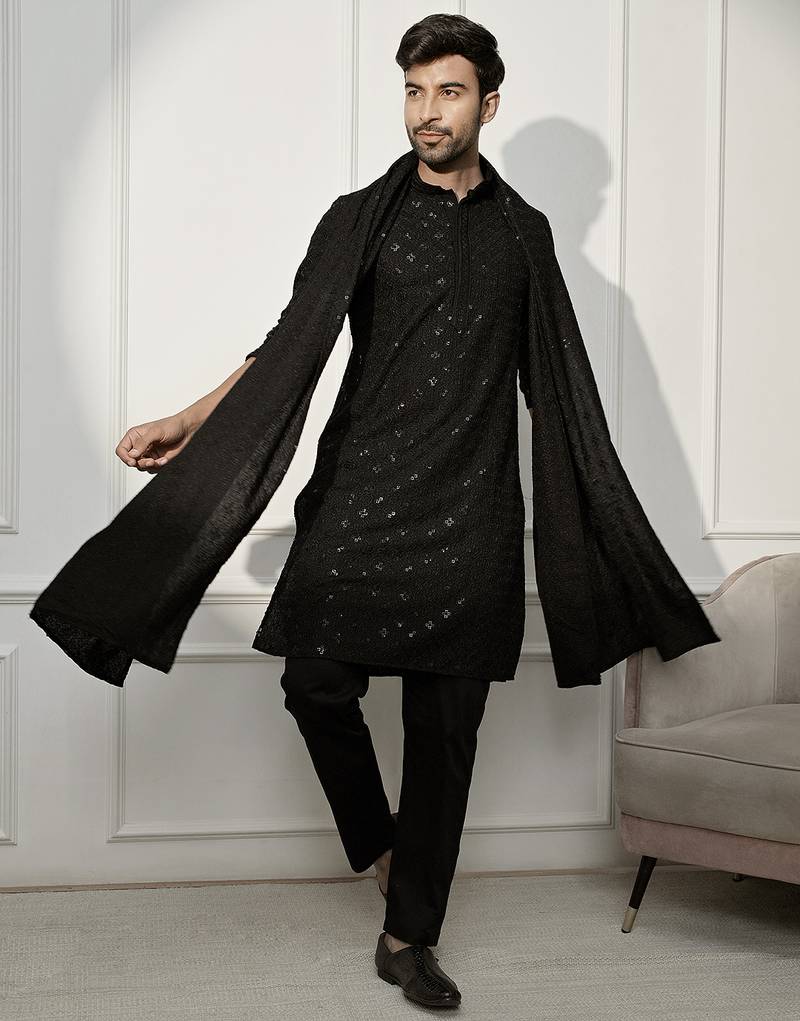 black kurta pyjama set with dupatta