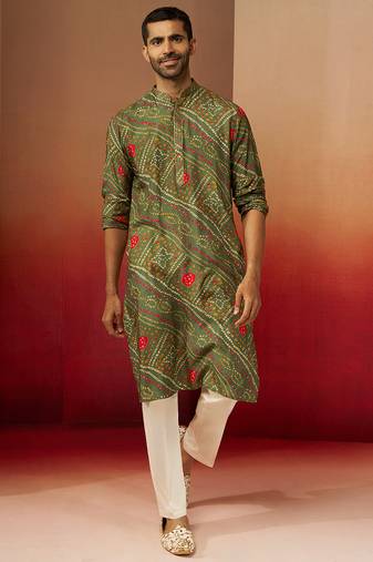 green bandhani kurta with pyjama - traditional print set