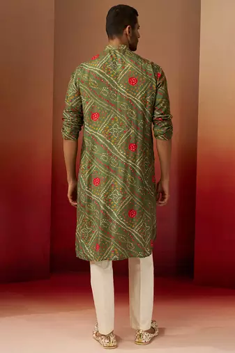 green bandhani kurta with pyjama - traditional print set