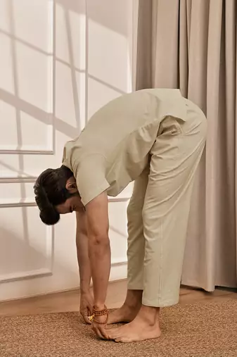 Premium beige cotton kurta palazzo set with back embroidery