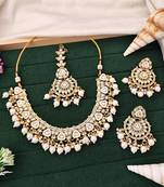 Pearl and kundan gold plated necklace set with elegant design and fine detailing – perfect jewelry for brides