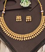 Traditional gold plated leaf design necklace set with earrings