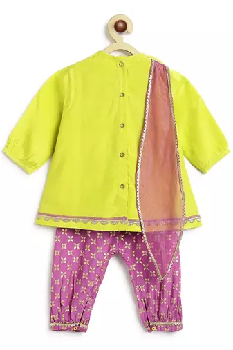Green embroidered viscose kurta set