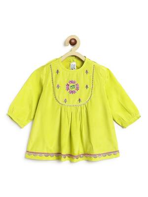 Green embroidered viscose kurta set 5