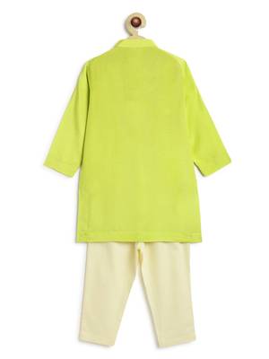 Green embroidered viscose kurta set 3