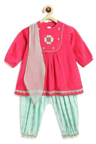 Pink embroidered viscose kurta set
