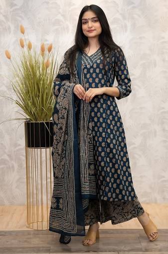 Floral printed blue v-neck pure cotton kurta with trouser & dupatta set