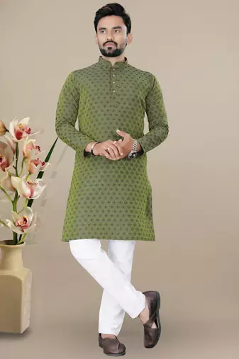 Green jacquard straight men's kurta pyjama