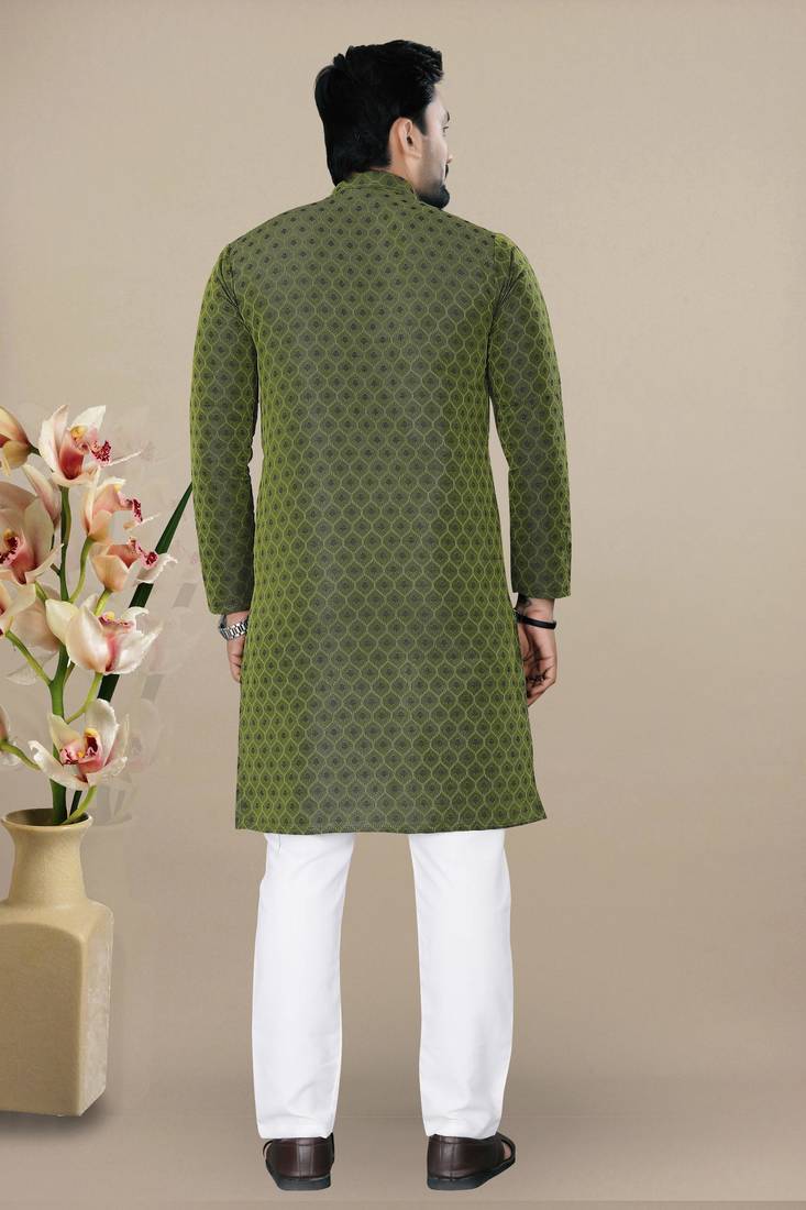 Green jacquard straight men's kurta pyjama