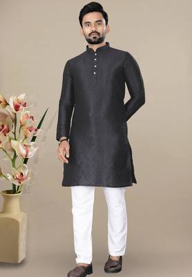 Black jacquard straight men's kurta pyjama 1