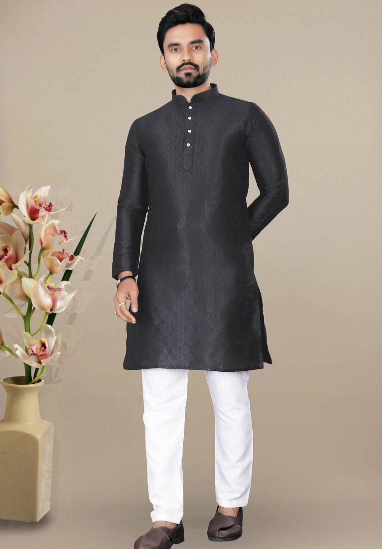 Black jacquard straight men's kurta pyjama