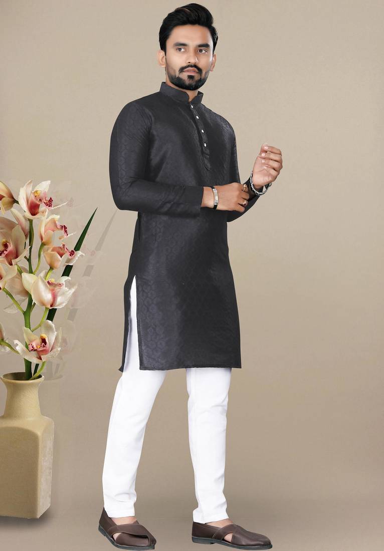 Black jacquard straight men's kurta pyjama