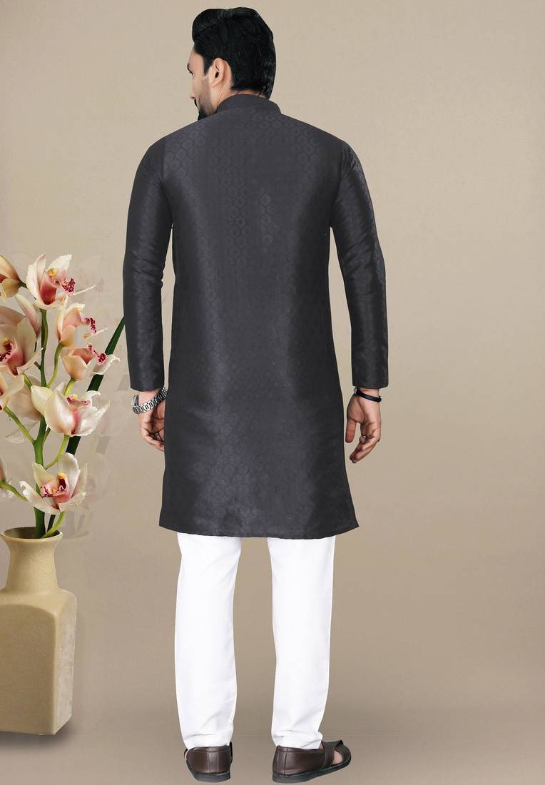 Black jacquard straight men's kurta pyjama