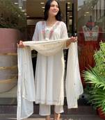 Floral embroidered white v neck pure cotton kurta with trouser & dupatta set