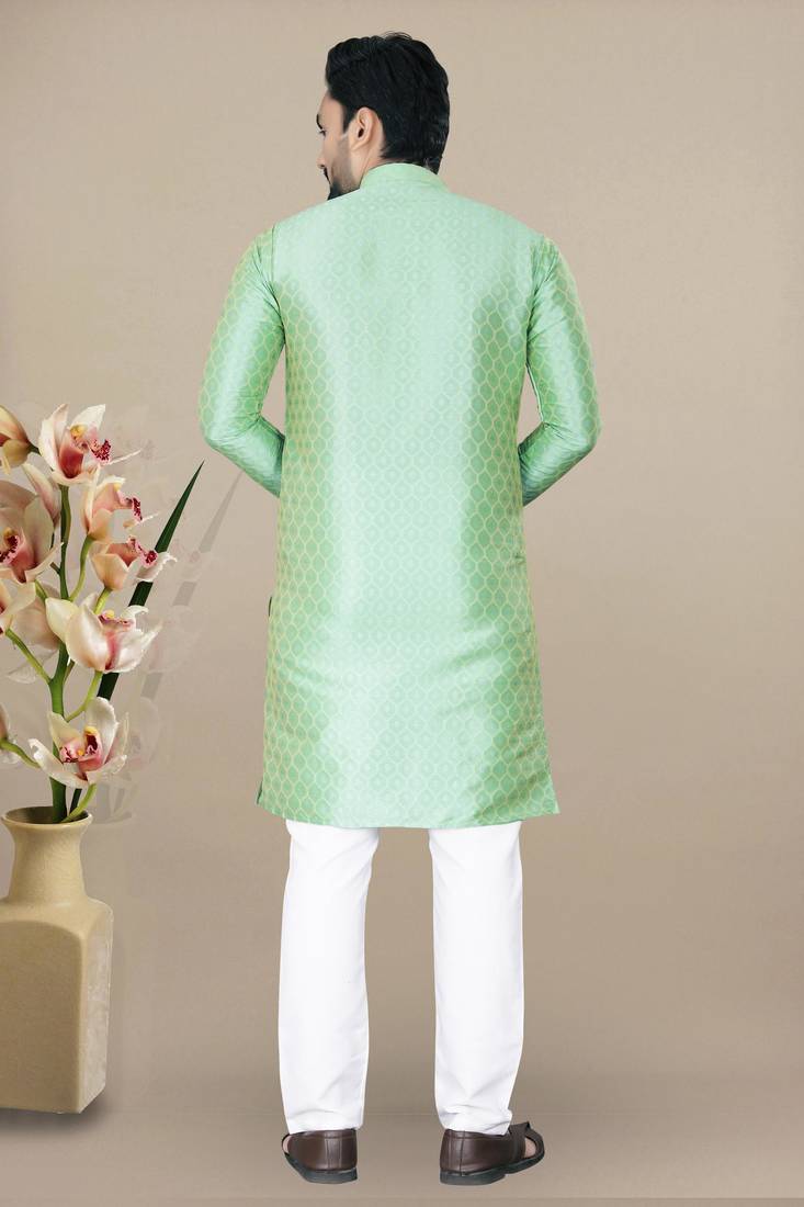 Pista jacquard straight men's kurta pyjama