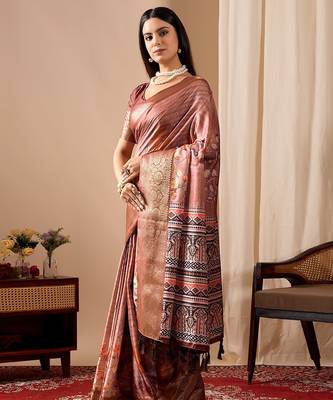 multicolor lichi silk saree with patola woven designs 3