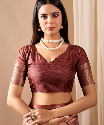 multicolor lichi silk saree with patola woven designs 4