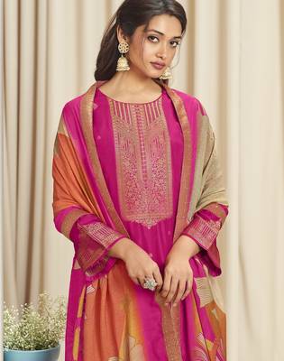 magenta dola silk jacquard digital printed dress material 2