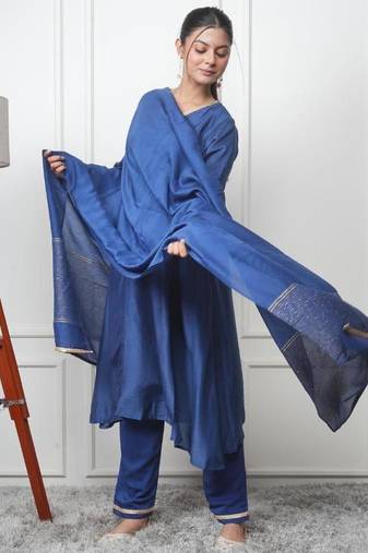 Navy kali kurta set with fida dupatta