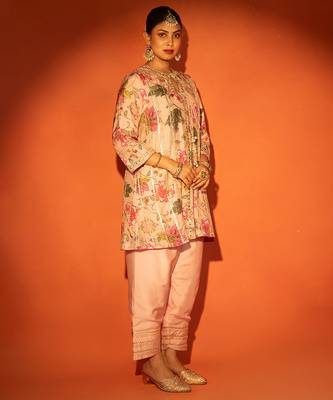 Pink embroidered cotton silk kurta set 5