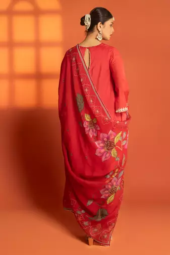 Red embroidered cotton silk kurta set