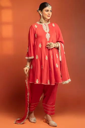 Red embroidered cotton silk kurta set