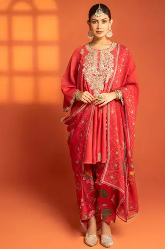 Red embroidered cotton silk kurta set