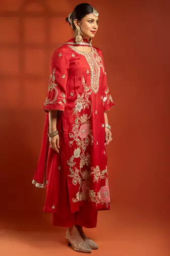 Red embroidered cotton silk kurta set