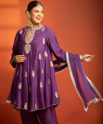 Purple embroidered cotton silk kurta set 3