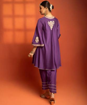 Purple embroidered cotton silk kurta set 4